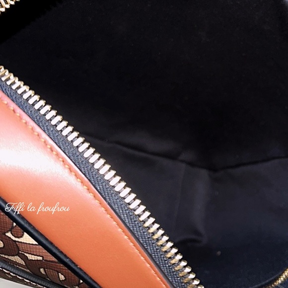 Authentic Burberry men bag - Picture 11 of 16